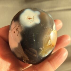 Orca Agate/Carnelian Palm Stone